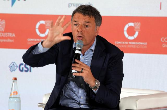 Renzi lascia Mondadori dopo parole di Pier Silvio: "La libert&agrave; ha un prezzo", l'ad di Mfe aveva detto: "Matteo ha perso credibilit&agrave;"