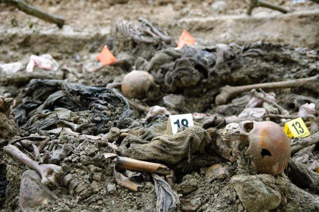 Massacro di Stebrenica, dall&rsquo;ex Jugoslavia alla Palestina, la comunit&agrave; internazionale assiste ancora all&rsquo;annientamento di un popolo