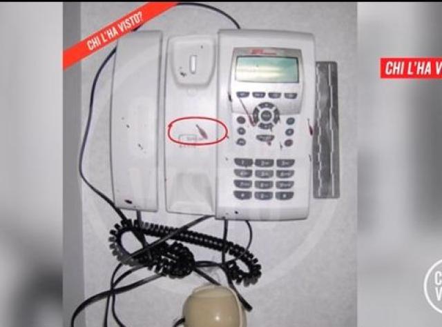 Garlasco, Chiara Poggi "tent&ograve; di chiedere aiuto prima di essere uccisa", schizzo di sangue sulla cornetta del telefono