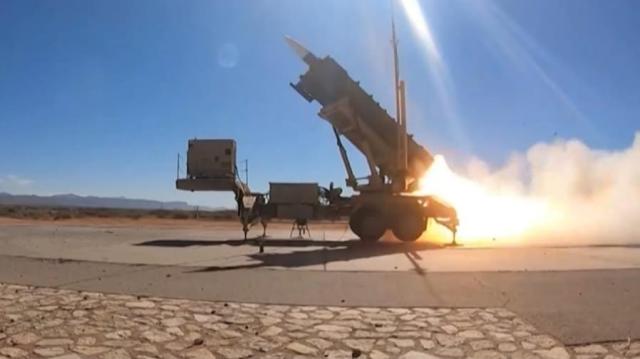 Cos'&egrave; il Patriot, il sistema di difesa aerea Usa: intercetta e distrugge aerei, missili da crociera e balistici, gittata di 70 km, costo di 1 mld $