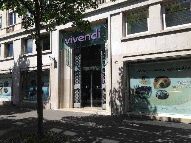 Vivendi, l&rsquo;Amf impone a Bollor&eacute; un&rsquo;OPA sugli azionisti di minoranza, il titolo guadagna il 12% alla Borsa di Parigi