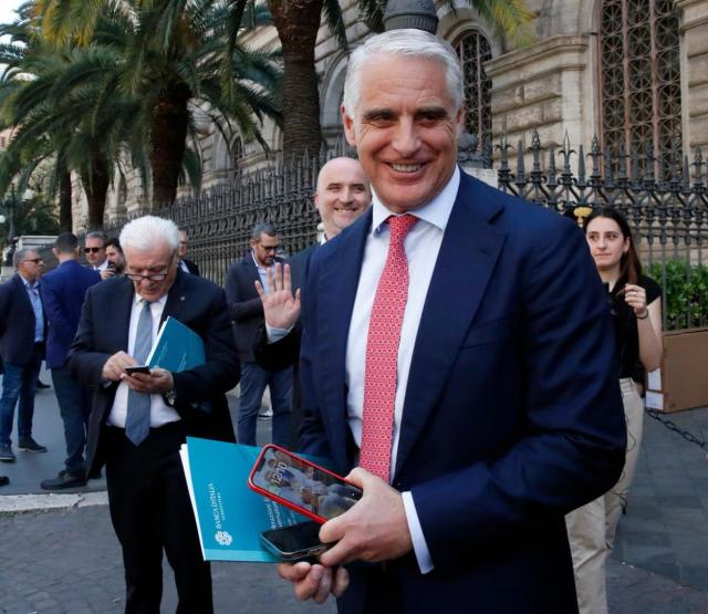 UniCredit supera il 20% in Commerzbank e punta al 28% per rafforzare la sua posizione strategica verso l&rsquo;integrazione