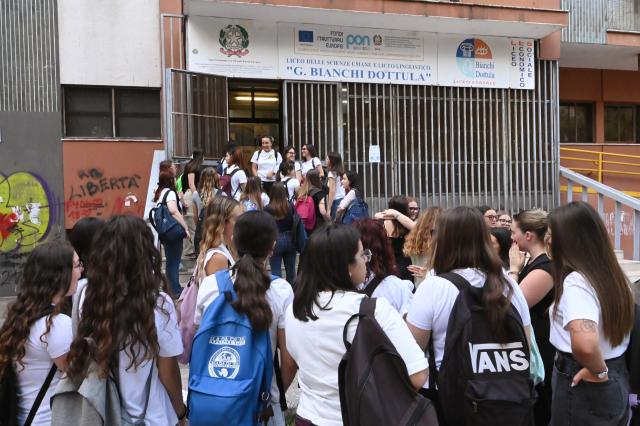 CdM approva riforma del voto, stretta del Governo su condotta a scuola: promossi con 7, con il 6 rimandati e &ldquo;elaborato su cittadinanza&rdquo;