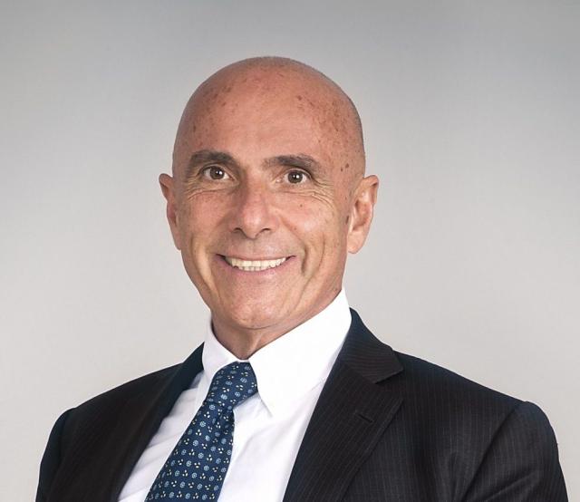 Giuliani (Azimut): &ldquo;Voci di mercato infondate, la politica di dividendi e buyback non cambia, rafforzer&ograve; il mio investimento per alcuni milioni di euro&rdquo;