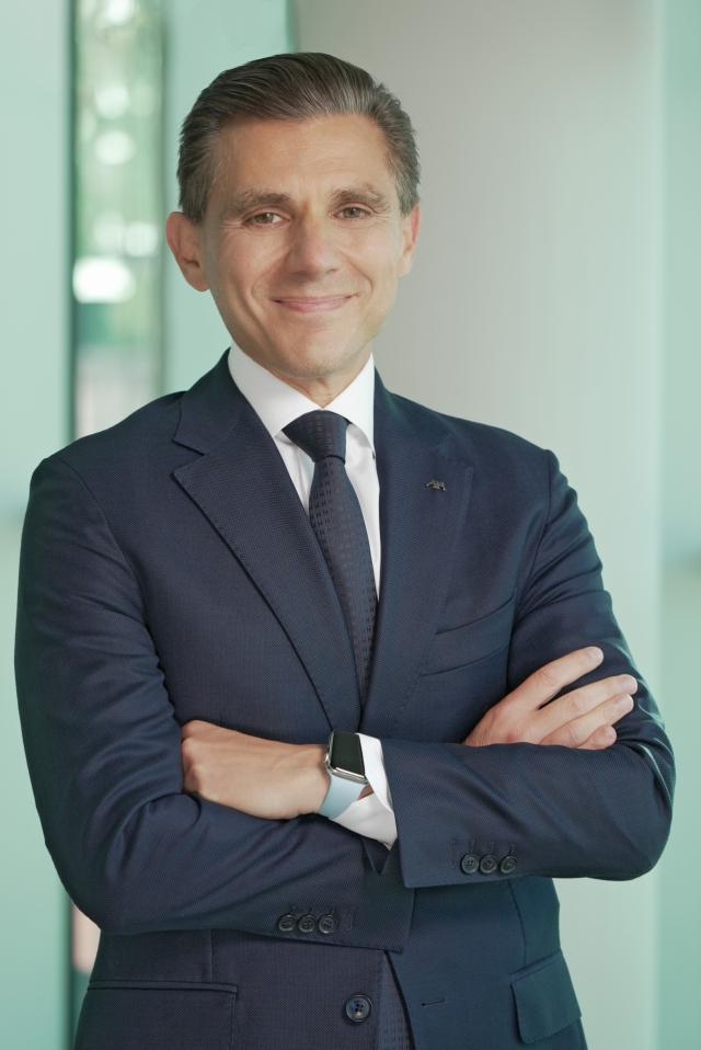 AXA acquisisce il 51% di Prima per &euro;0,5 mld: rafforzata la leadership nel canale diretto e raddoppiato il business Auto in Italia