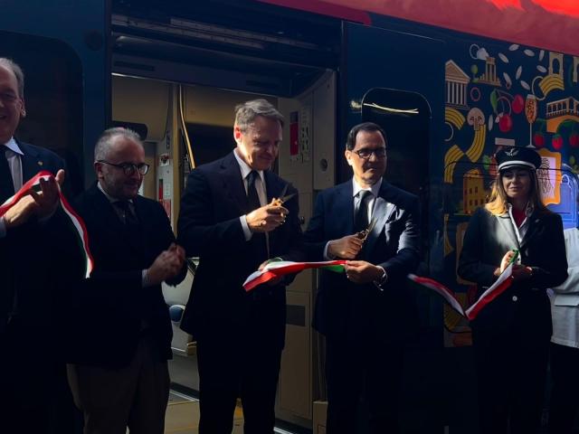 Gruppo FS supporta la candidatura della Cucina Italiana a Patrimonio UNESCO con la nuova livrea del Leonardo Express 