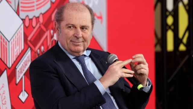 Generali, il Leone verso il s&igrave; a Nagel sull'Ops Banca Generali; Donnet: "Prenderemo il tempo necessario per decidere"