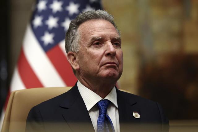 Ucraina, Witkoff a Mosca per incontrare vertici russi a 48 ore dalla scadenza ultimatum Trump, abbattuti nella notte 51 droni di Kiev