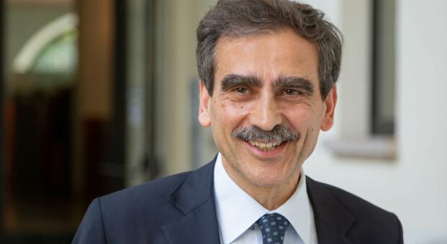 MPS conferma l'obiettivo del 66,67% in Mediobanca ma apre a sinergie con quote inferiori; Lovaglio: "Ci vorr&agrave; solo pi&ugrave; tempo"