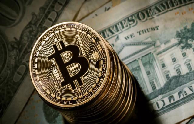 Bitcoin, raggiunto nuovo massimo storico superando i $124.000 nelle prime contrattazioni asiatiche
