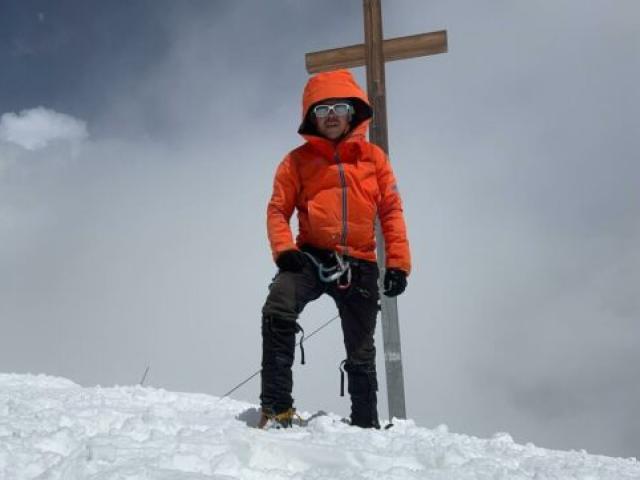 Kirghizistan, alpinista 49enne Luca Sinigaglia morto per edema cerebrale, cercava di salvare collega russa bloccata&nbsp;a&nbsp;7mila&nbsp;metri