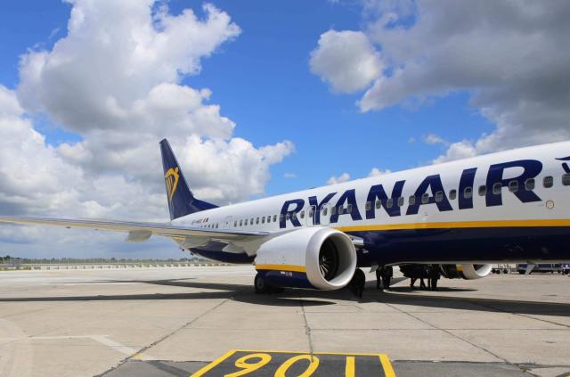 Ryanair, sottoscritto l'accordo di partnership con Booking Holdings per ampliare la propria offerta 
