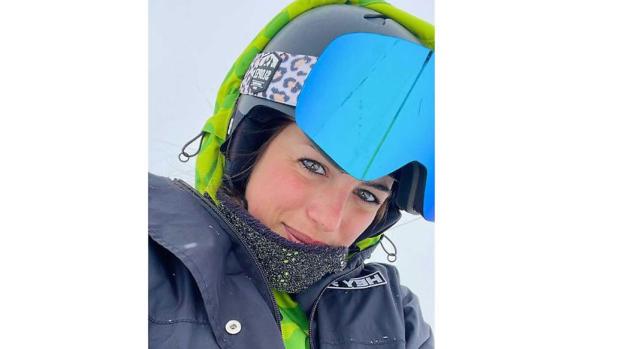Valle d'Aosta, maestra di sci Chiara Arduino morta a 25 anni per un malore improvviso, l'accaduto a Valtournenche, dove lavorava