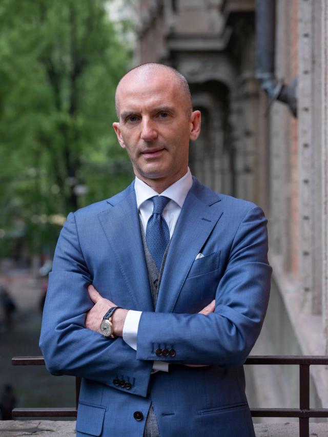 Azimut Direct,&nbsp;erogato finanziamento a Matteo Manzini Srl per la crescita del brand Les Filles D&rsquo;Eva, ampliandone la collezione 