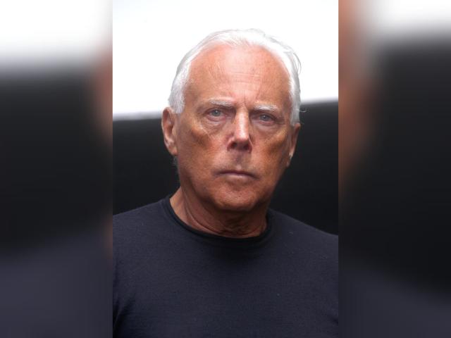 La causa morte di Giorgio Armani: prima il ricovero per infezione polmonare, poi un problema allo stomaco