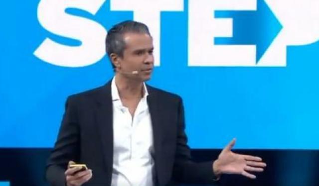 Vaccino Covid, cardiologo Malhotra: "Gli effetti avversi del siero un fattore significativo nell'insorgenza del cancro di Kate e re Carlo"