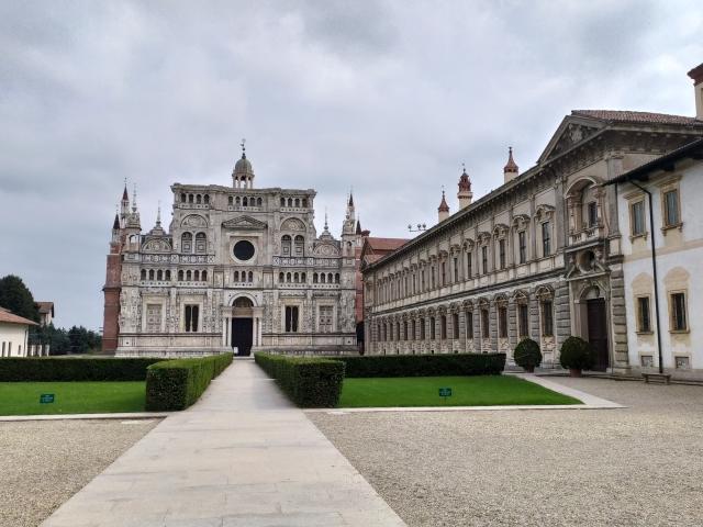 Certosa di Pavia, l'addio dei frati che lasceranno il celebre complesso entro il 1 gennaio 2026