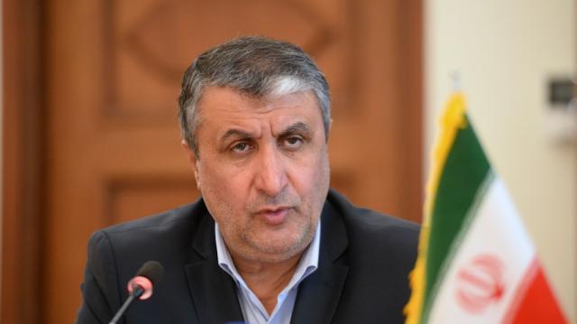 Iran, capo AEOI Eslami: "Ricostruiremo i siti nucleari danneggiati e colpiti dagli Usa, nessun colloquio diretto con Washinton su programma atomico"