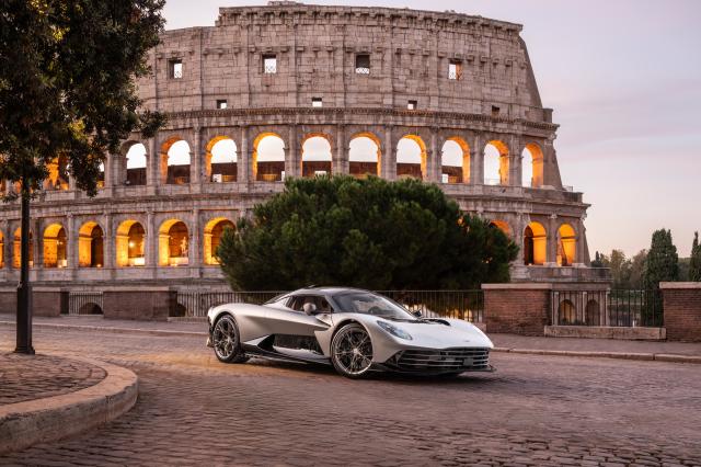 Aston Martin apre a Roma con Maldarizzi Automotive , nuovo showroom boutique e piani di espansione nel lusso italiano entro fine anno