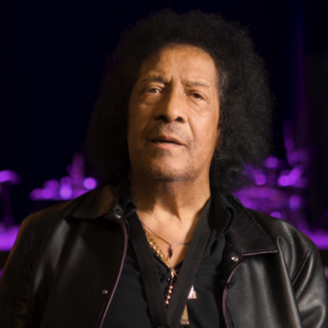 James Senese in terapia intensiva per polmonite, il musicista 80enne ricoverato d'urgenza all'ospedale Cardarelli di Napoli: "Situazione grave"