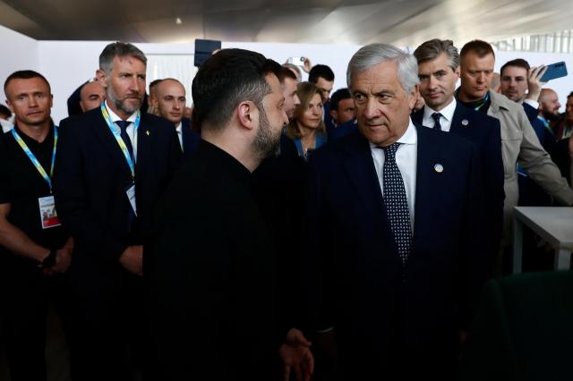 Droni russi, Zelensky lancia l&rsquo;anatema: &ldquo;Mosca potrebbe invadere l&rsquo;Italia&rdquo;, Tajani lo gela: &ldquo;Non siamo un obiettivo militare&rdquo;