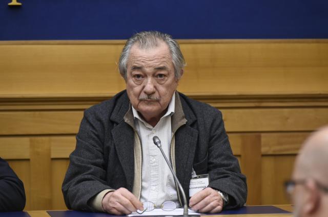 Addio all'attore Remo Girone, "morto improvvisamente per turbo - cancro" a 76 anni, divenne famoso interpretando Tano Cariddi ne La Piovra