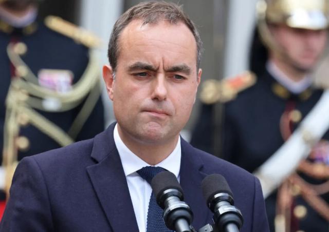 Francia, Lecornu annuncia "governo tecnico", confermati ministri Economia e Esteri, prefetto di Parigi all'Interno, il premier: "legge finanziaria entro 2025"