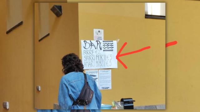 Universit&agrave; Statale di Milano occupata, esposto cartello choc con bevanda &ldquo;sbirri morti&rdquo; a 3&euro; fuori da &ldquo;bar abusivo&rdquo;, Lega: &ldquo;Uno scempio&rdquo;