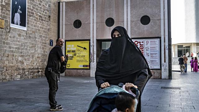 FdI contro islam, ok a progetto di legge per divieto a velo integrale in luoghi pubblici, Kelany: &ldquo;Contrastare nascita enclave con legge sharia&rdquo;