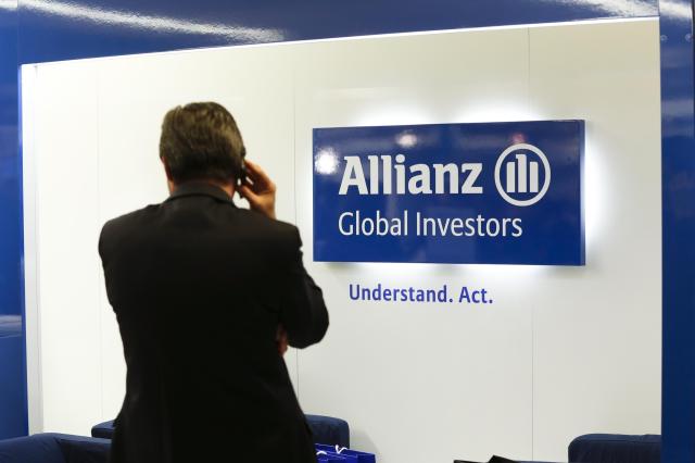 Prevista perdita fino allo 0,2% del PIL per ogni settimana di blocco dell'amministrazione statunitense, pronti per la stagione di pubblicazione dei bilanci