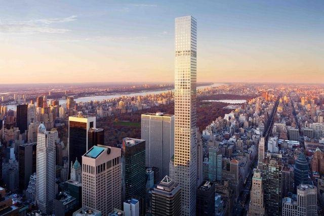 New York, grattacielo 432 Park di Manhattan a rischio crollo: centinaia di crepe e calcestruzzo mancante lungo struttura di 96 piani e alto 426m