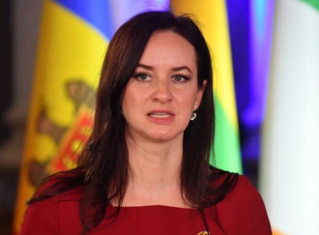 Lituania chiude 680km di confine con Bielorussia dopo "violazione" spazio aereo di palloni aerostatici, premier Ruginienė minaccia articolo 4 Nato