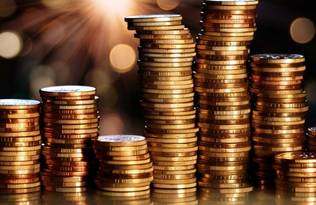 Stipendi in aumento in Italia a settembre del 2,6% su base annua, crescita maggiore per gli statali, +7,2%, e minore nello smaltimento rifiuti, +0,7%