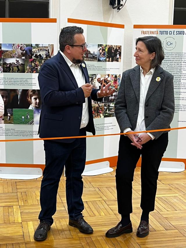 "L&rsquo;Arte di accogliere. storie di affido, adozione e speranza" la mostra che racconta l'accoglienza famigliare al Museo di Storia Naturale di Milano