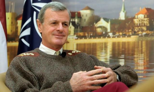 "Il 3 novembre Mosca invader&agrave; l'Europa e ci sar&agrave; 3&deg; Guerra Mondiale": sfatato l'anatema dell'"oracolo" Nato Shirreff contro "nemico inesistente&nbsp;russo"