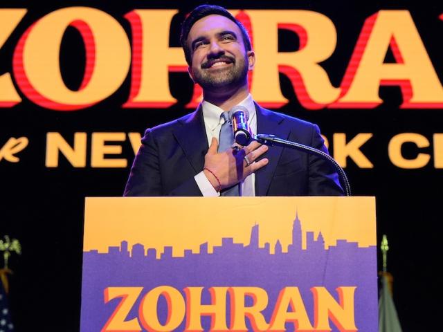 Elezioni New York, il primo discorso di Mamdani: "Sar&ograve; il sindaco di ogni newyorkese, Ny mostra come si pu&ograve; sconfiggere Donald Trump"