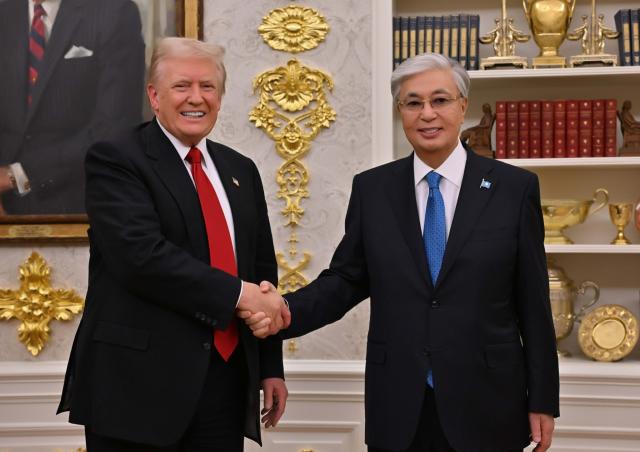 Kazakistan firma Accordi di Abramo, Trump elogia presidente Kassym-Jomart Tokayev: &ldquo;Un grande, suo Paese ha ricche risorse naturali&rdquo;