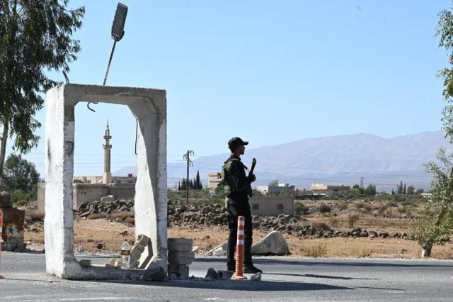 Israele si allarga anche in Siria, istituito checkpoint a Quneitra, schierati 2 carri armati e 4 veicoli militari, Damasco: "Nuova violazione della sovranit&agrave;"