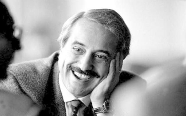 La farsa delle false citazioni su Falcone e Borsellino: opinionisti, talk show e procure nel gran teatro della giustizia