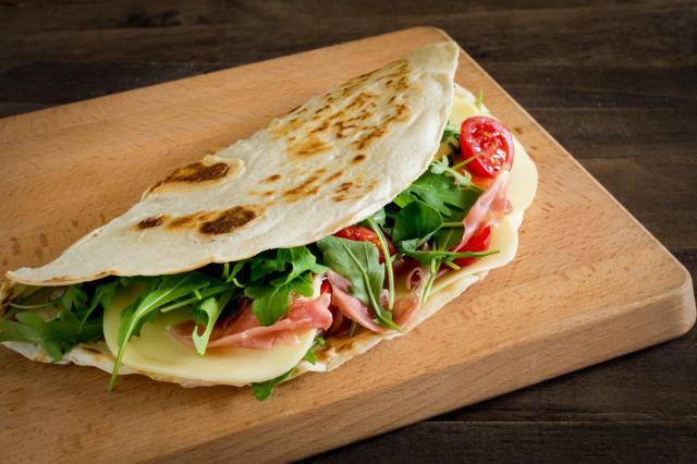 Piadina, la Francia blocca il marchio svizzero 'furbetto' e tutela il nome originale