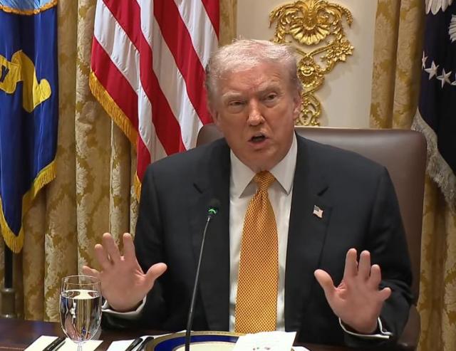 Ucraina, Trump invia emissari a Mosca e Kiev per il piano di pace: &ldquo;Settimana prossima Witkoff vedr&agrave; Putin e Driscoll gli ucraini&rdquo;