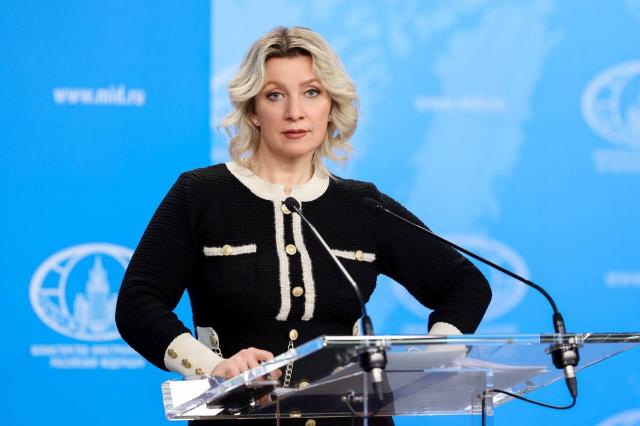 Attacco preventivo Nato alla Russia, Zakharova risponde a Cavo Dragone: "Dichiarazioni estremamente irresponsabili, vuole escalation"
