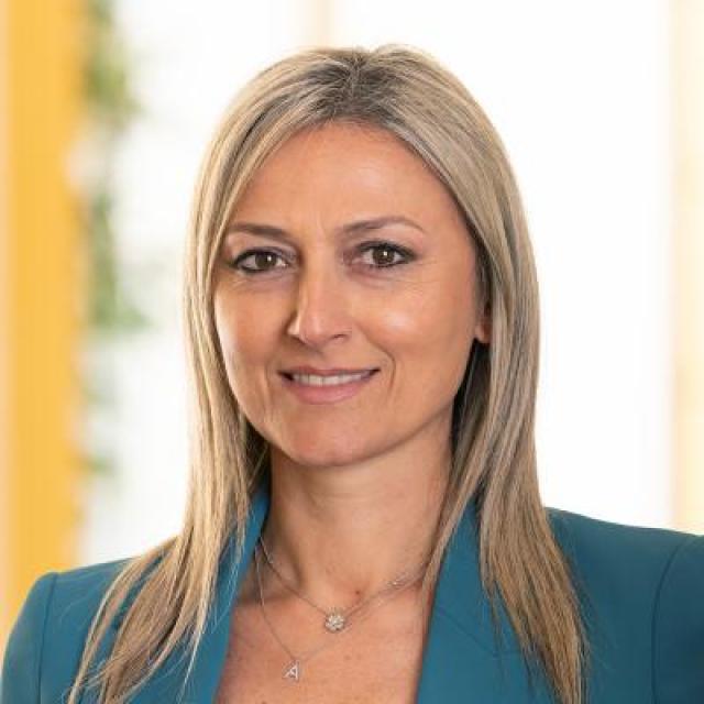 Credem, previste ulteriori 100 assunzioni entro la fine dell'anno; tra i 1200 bancari inseriti nel quadriennio 2021-2024, 840 sono giovani