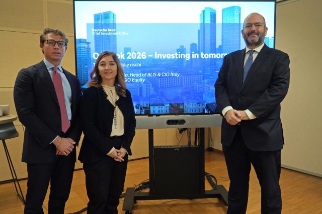 Deutsche Bank, Outlook 2026, crescita globale al 3,1% e utili azionari in aumento; dazi e geopolitica restano i principali fattori di rischio