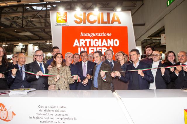 Artigiano in Fiera 2025 apre la 30&ordf; edizione, 2.800 espositori da 90 Paesi in 9 padiglioni, indotto previsto di &euro;200 milioni