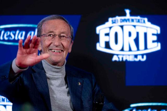 Fini ritorna ad Atreyu dopo quasi 20 anni di esilio. Presenti in delirio, incluso un Rutelli in gran spolvero