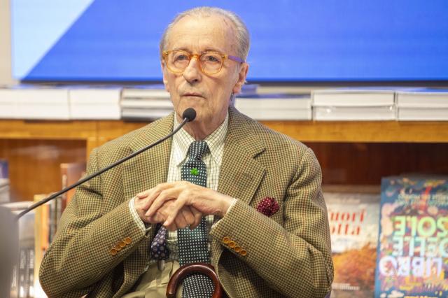 Vittorio Feltri condannato per la frase "sparerei in bocca ai musulmani", direttore al GdI: "Assurdo, era una battuta, peratro col condizionale"