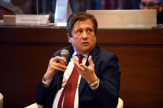 Commissione d'inchiesta Covid, Sileri si tira fuori: "Ignoro chi decise tachipirina e vigile attesa", ed evoca "minacce" da staff di Speranza