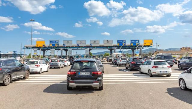 Autostrade, dal 1&deg; gennaio 2026 aumenti dei pedaggi dell&rsquo;1,5% dopo le decisioni di Corte Costituzionale e Art