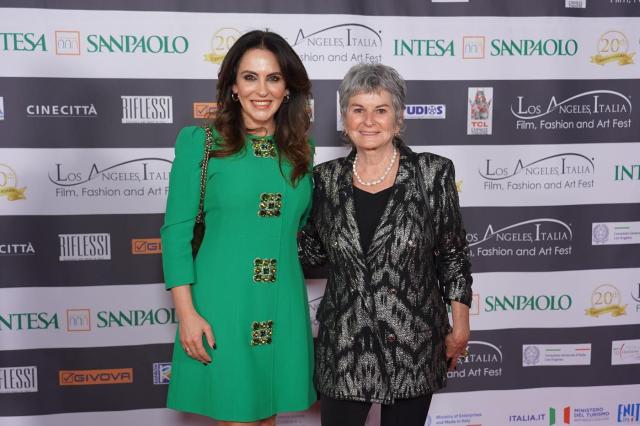 De Laurentiis: &ldquo;Da Ischia a Sorrento, passando per Capri: ora Hollywood aspetta le eccellenze italiane. Con la chiusura del Sorrento Film and Food Festival si apre idealmente la rotta verso Hollywood,